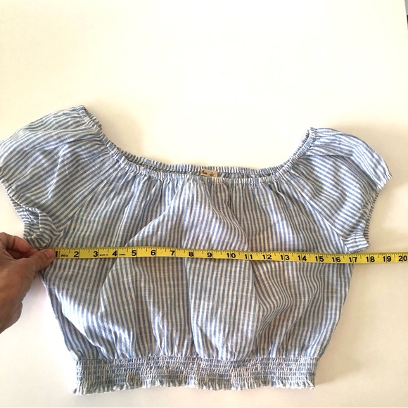Hollister White & Blue Striped Crop Top Smocking Women’s S Peasant Off Shoulder - Picture 7 of 8